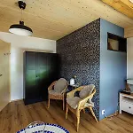 Uelis-stoeckli-gaestezimmer Auf Bauernhof Mit Billiard Und Alpakatrekking 农家乐