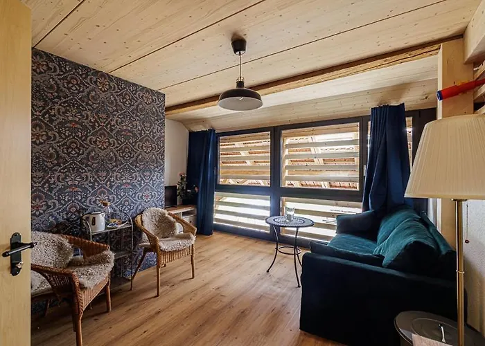 Фермерский дом Uelis-stoeckli-gaestezimmer Auf Bauernhof Mit Billiard Und Alpakatrekking Meikirch