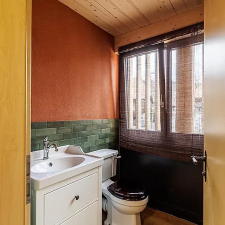 Uelis-stoeckli-gaestezimmer Auf Bauernhof Mit Billiard Und Alpakatrekking Meikirch