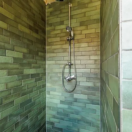 Gospodarstwo agroturystyczne Uelis-stoeckli-gaestezimmer Auf Bauernhof Mit Billiard Und Alpakatrekking Meikirch